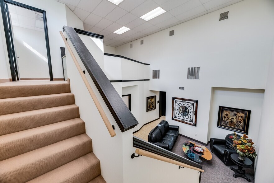 More Photos Of 5172 Village Creek Dr, Plano Medical For Sale