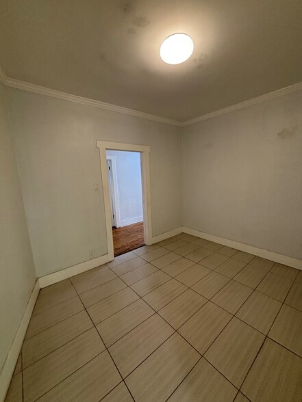 More Photos Of 1645 N La Brea Ave, Los Angeles Storefront Retail Office For Lease