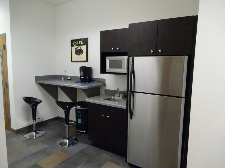 More Photos Of 600 SW Darwin Blvd, Port Saint Lucie Medical For Sale
