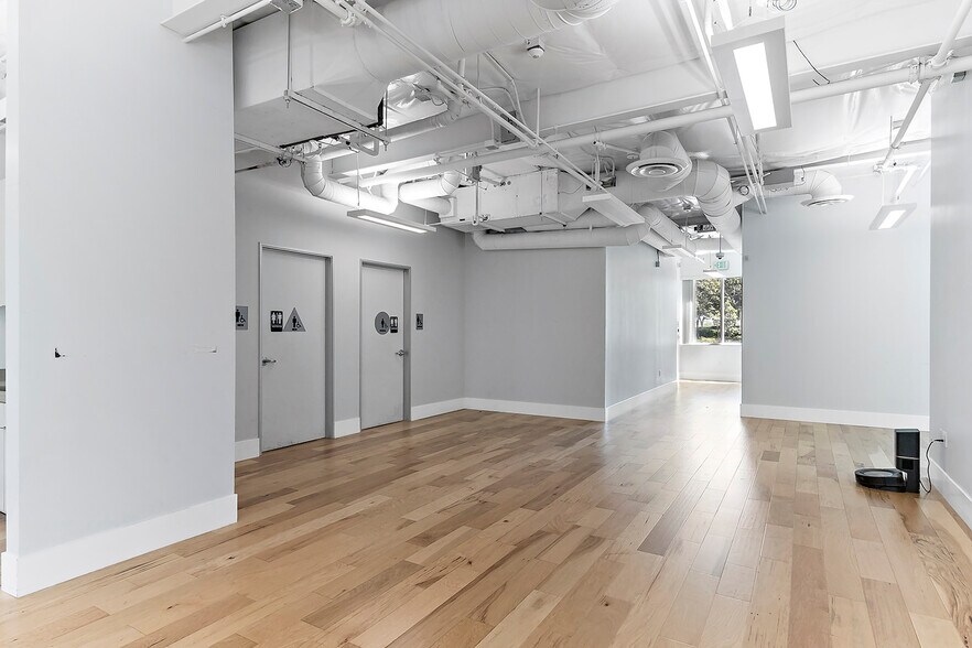 More Photos Of 9205 Research Dr, Irvine Loft Creative Space For Sale