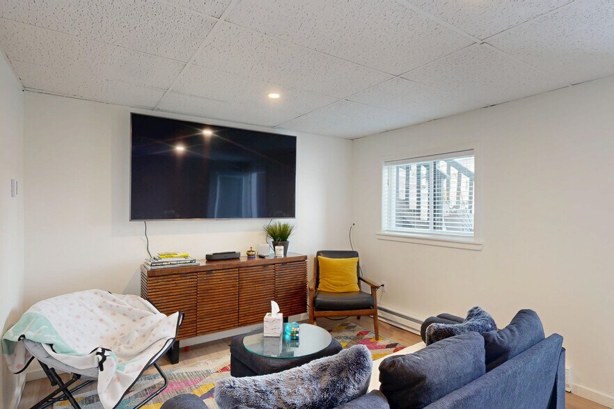 More Photos Of 110 S Willow St, Jackson Apartments For Sale