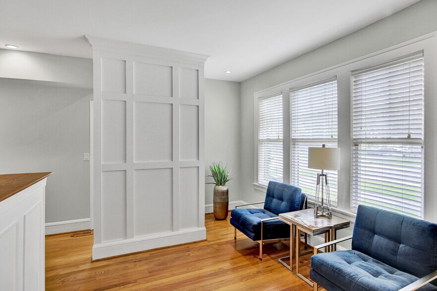 More Photos Of 2258 Riverside Ave, Jacksonville Office For Sale