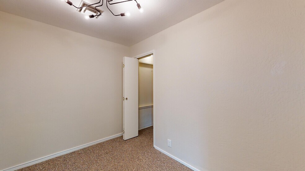 More Photos Of 1300 West St, Redding Office For Lease