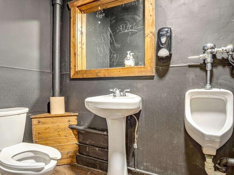 More Photos Of 1818 Sidney St, Saint Louis Specialty For Sale