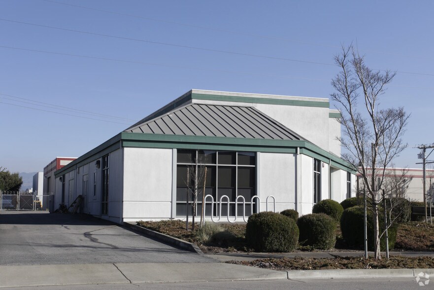 More Photos Of 1320 Stub Rd, Petaluma Office For Lease