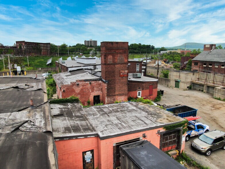 More Photos Of 26 Hadley Mill Rd, Holyoke Warehouse For Sale