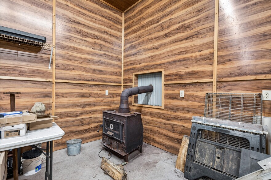 More Photos Of 279 Siever Rd, Crossville Specialty For Sale