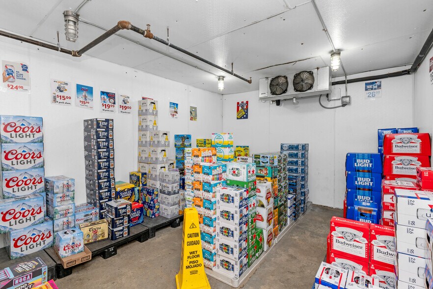 More Photos Of 2 Hill Rd, Franklin Storefront Retail Residential For Sale