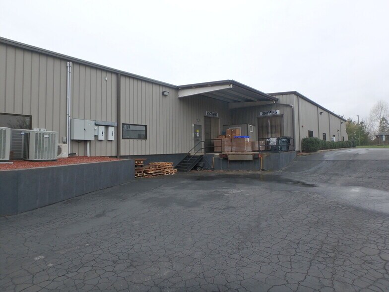 More Photos Of 127 Speedway Ln, Mooresville Manufacturing For Sale