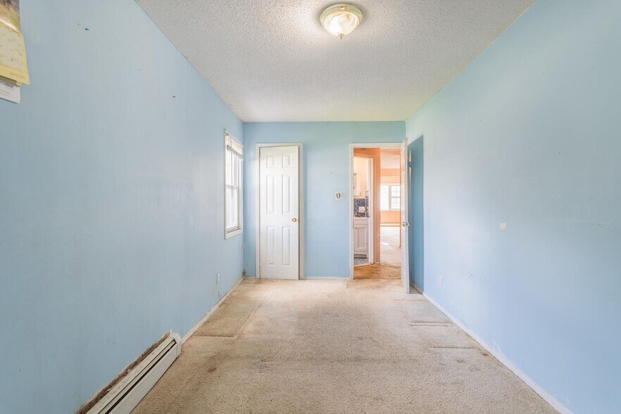 More Photos Of 18803 Ridgedale St, Springfield Gardens Apartments For Sale