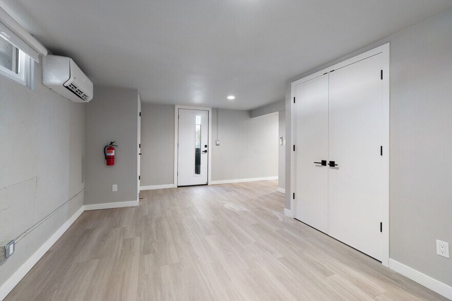 More Photos Of 943 S Wells Ave, Reno Specialty For Sale