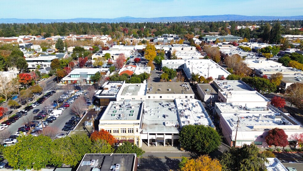 More Photos Of 1134 Crane St, Menlo Park Office For Sale