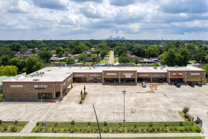 More Photos Of 618 Tidwell Rd, Houston Storefront For Lease