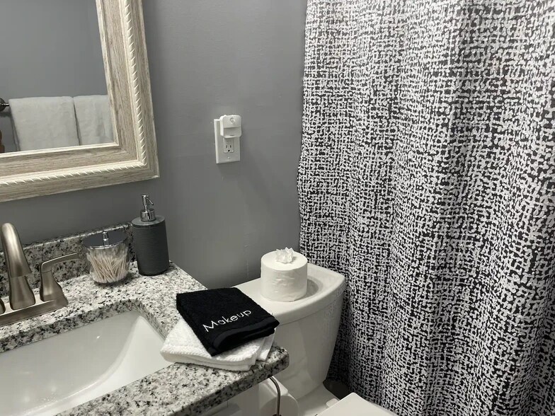 More Photos Of 774 Shull St, West Columbia Apartments For Sale