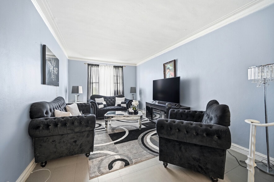 More Photos Of 2310 Creston Ave, Bronx Apartments For Sale