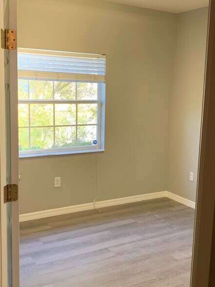 More Photos Of 26837 Tanic Dr, Wesley Chapel Office For Lease