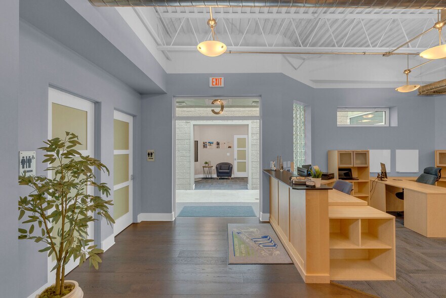 More Photos Of 100 Gaither Dr, Mount Laurel Medical For Lease