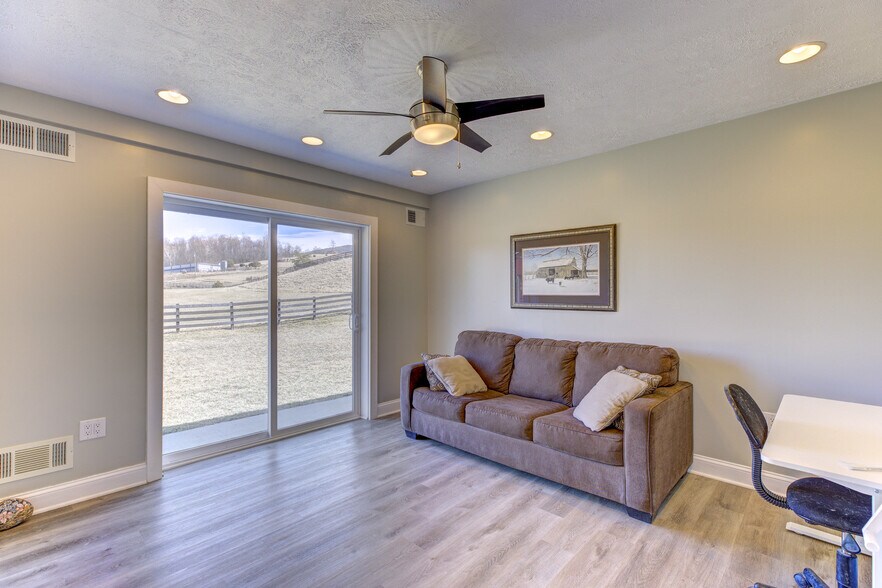 More Photos Of 1565 Seven Fountains Rd, Fort Valley Specialty For Sale