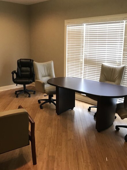 More Photos Of 9030 S Corporate Edge Dr, Germantown Office For Sale