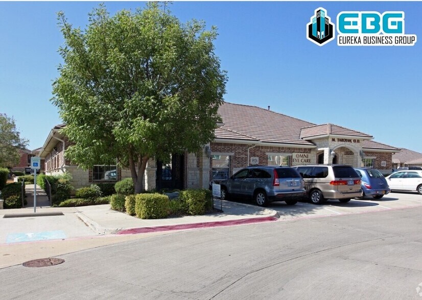 More Photos Of 5926 W Parker Rd, Plano Medical For Sale