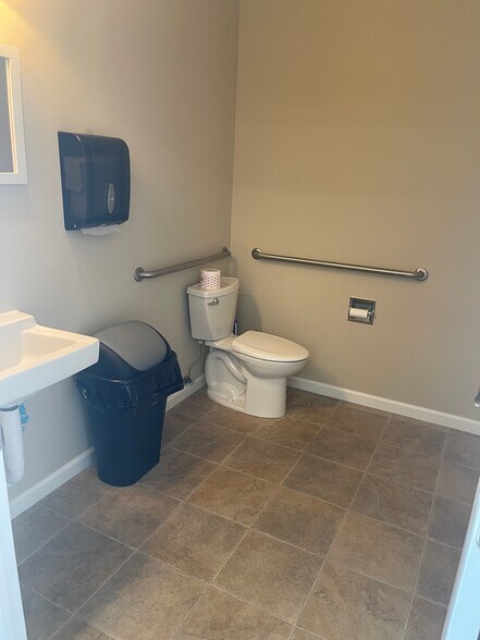 More Photos Of 420 County Road 513, Califon Office For Lease