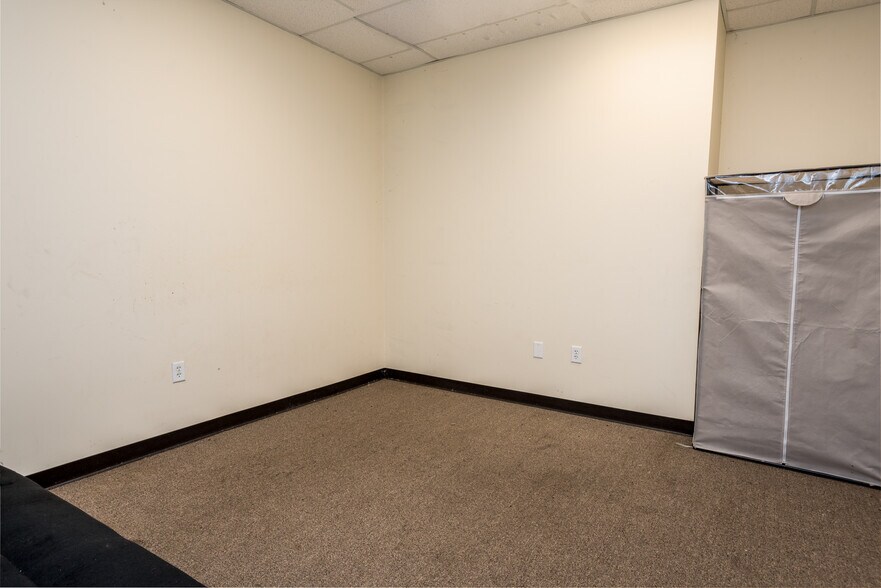 More Photos Of , Kissimmee Industrial For Sale
