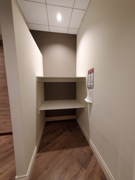 More Photos Of 235 E 58th St, New York Storefront Retail Residential For Sale