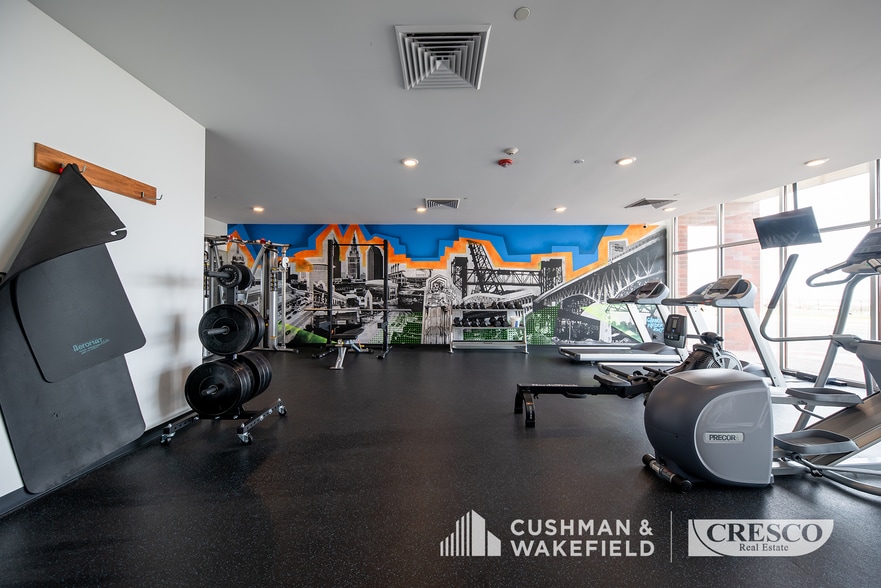More Photos Of 3219 Detroit Ave, Cleveland Apartments For Sale