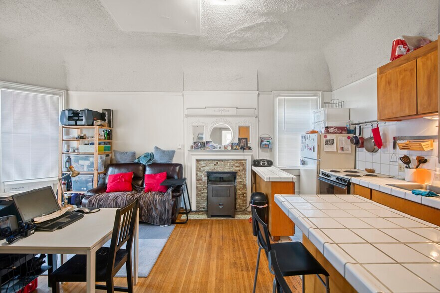 More Photos Of 348-352 Jayne Ave, Oakland Apartments For Sale