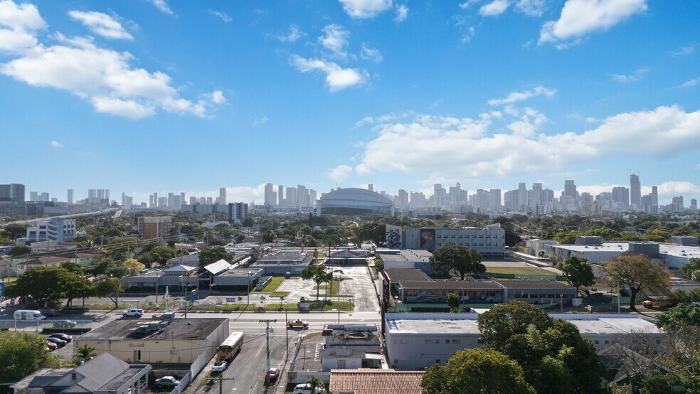 More Photos Of 470 NW 22nd Ave, Miami Office For Sale