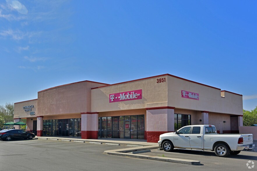 More Photos Of 3951 W Ina Rd, Tucson General Retail For Lease
