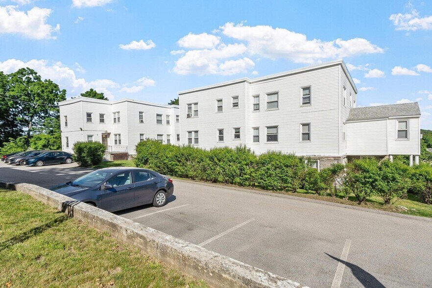 Primary Photo Of 2 Ureco Ter, Worcester Apartments For Sale