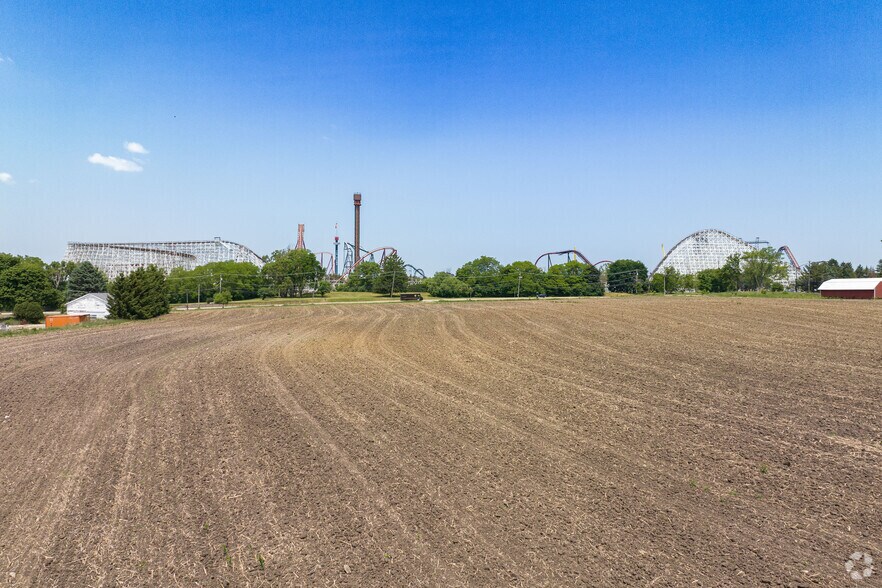 More Photos Of Interstate 94, Gurnee Land For Sale