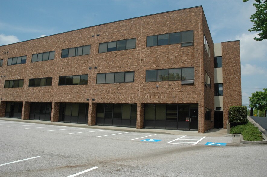 More Photos Of 4109-4111 E Joppa Rd, Nottingham Office For Lease