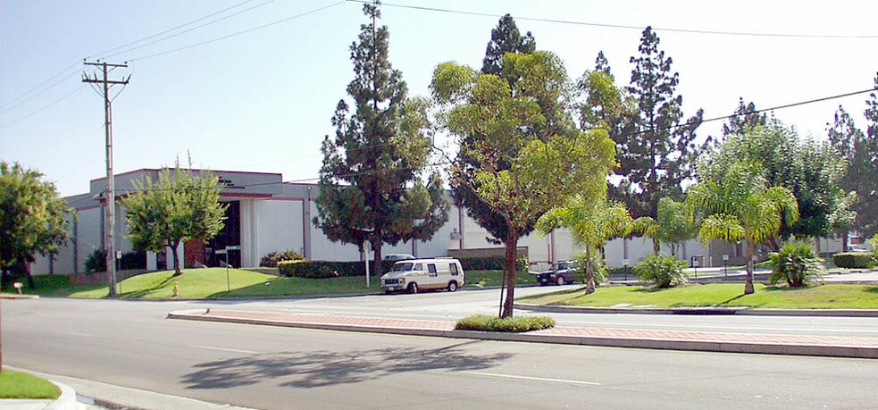More Photos Of 13758-13760 Midway St, Cerritos Warehouse For Lease