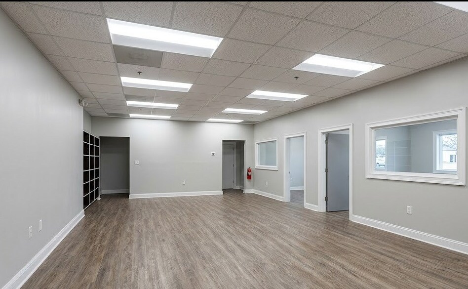 More Photos Of 2700 N Berkeley Lake Rd, Duluth Office For Sale