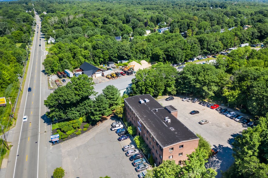 More Photos Of 630 Park St, Stoughton Office For Lease