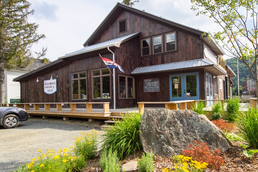 More Photos Of 1959 Old Route 17, Roscoe Storefront Retail Residential For Sale