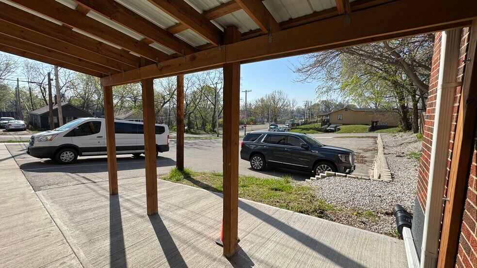 More Photos Of 5445 E 29th St, Kansas City Religious Facility For Sale