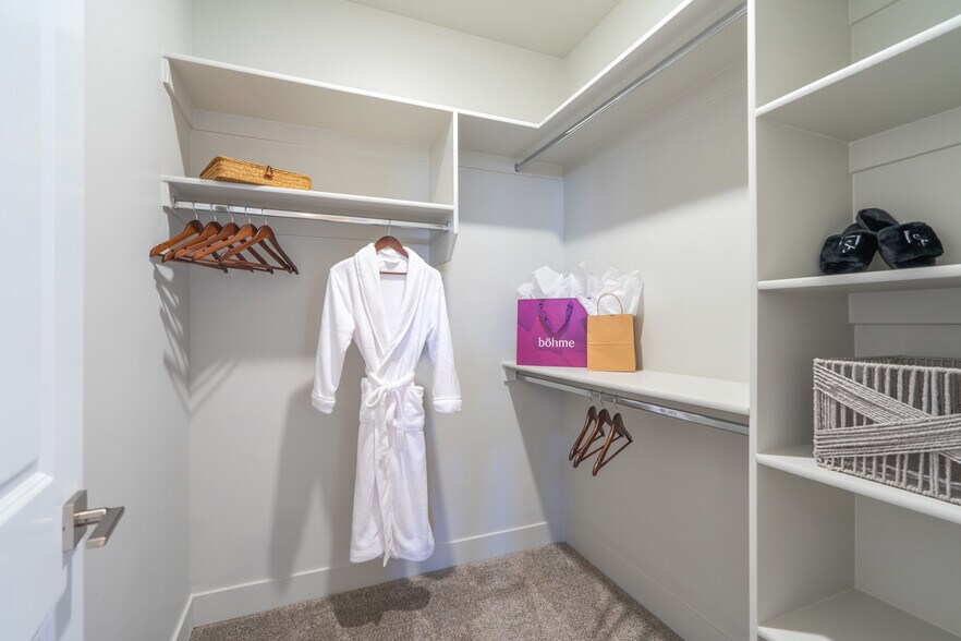 More Photos Of 278 2020 w, Hurricane Specialty For Sale