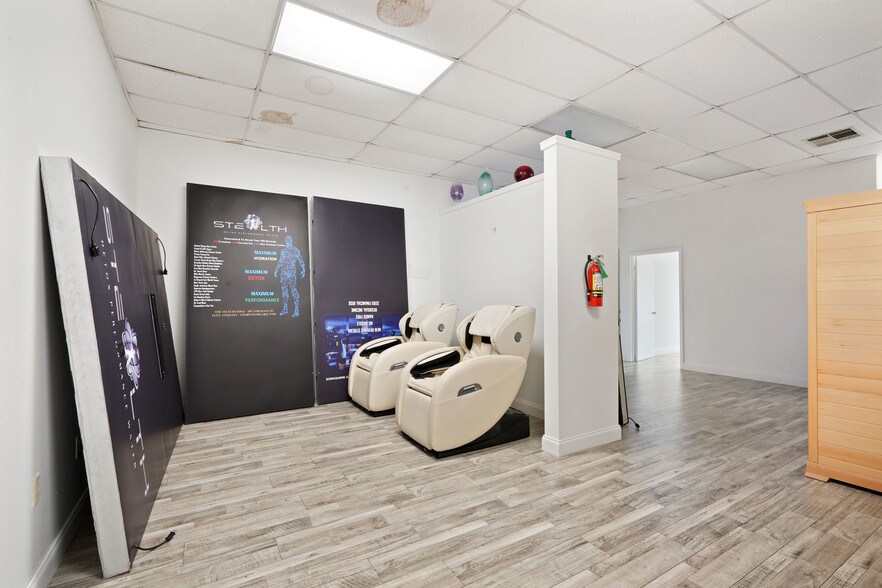 More Photos Of 101-181 Commercial Sq, Slidell Storefront Retail Office For Lease