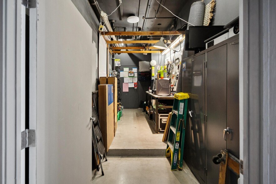 More Photos Of 2405 Folsom St, San Francisco Multifamily For Sale