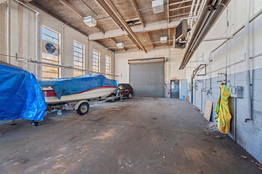 More Photos Of 251 Freestone Ave, Portland Manufacturing For Sale
