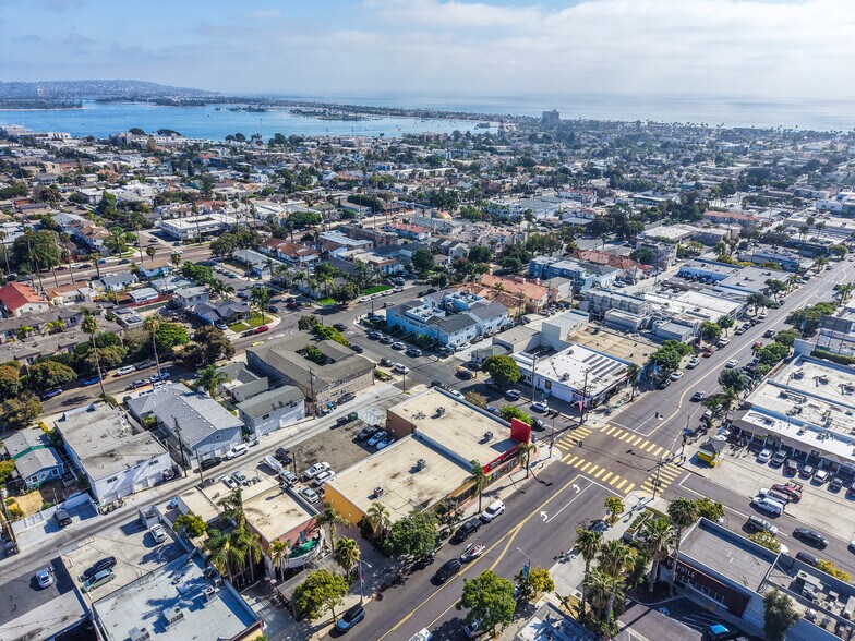 More Photos Of 1478 Hornblend St, San Diego Apartments For Sale