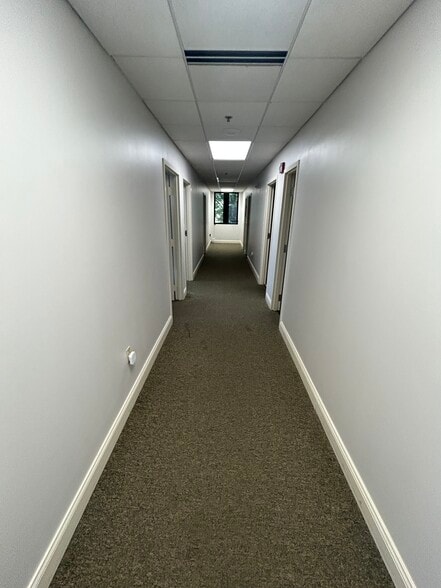 More Photos Of 400 Foxcroft Ave, Martinsburg Office For Lease