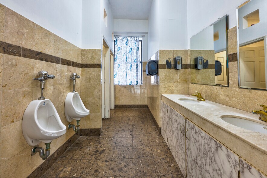 More Photos Of 5670 58th St, Flushing Lodge Meeting Hall For Sale