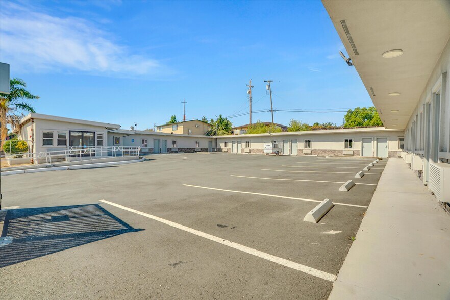 More Photos Of 640 State Highway 12, Rio Vista Hotel For Sale