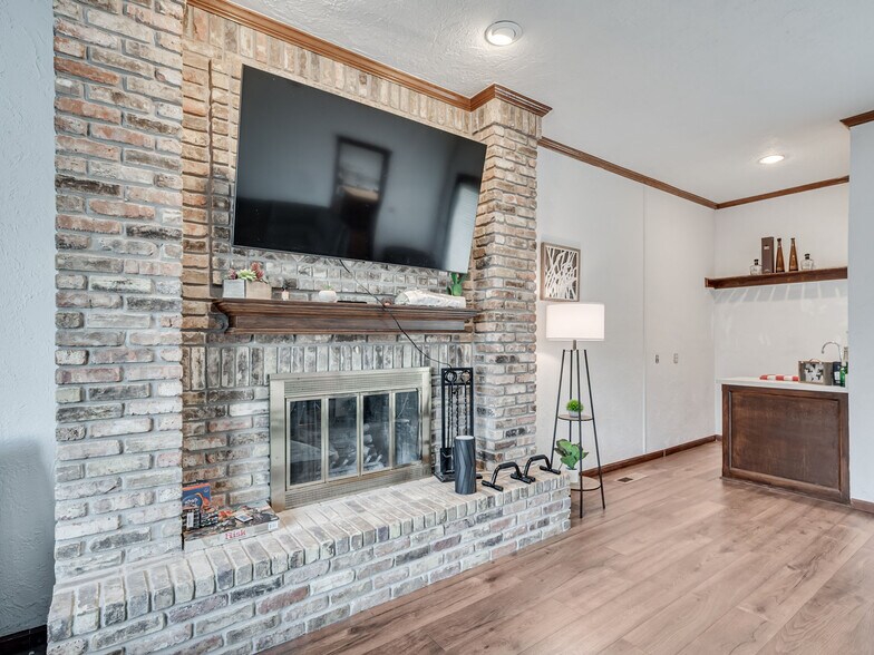 More Photos Of 3595 E State Highway 9, Norman Industrial For Sale