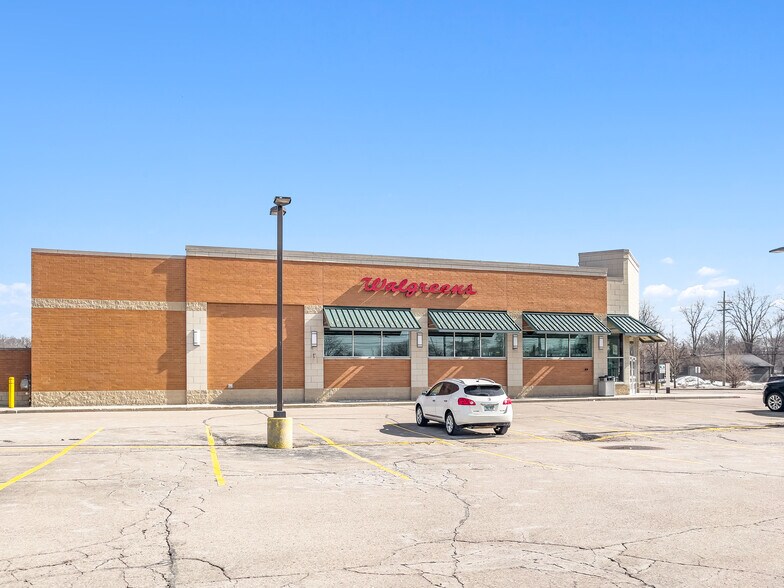 More Photos Of 2985 Crooks Rd, Rochester Hills Drugstore For Sale