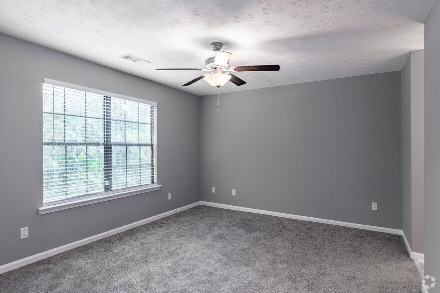 More Photos Of 563 Briar Hill Ct, Riverdale Apartments For Sale